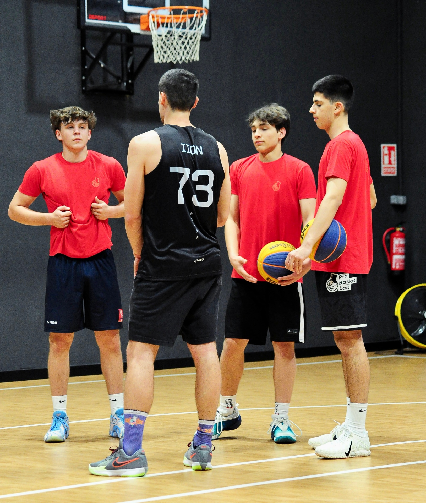 Sesión PBL Tecnificación 3x3 - jugadores en pista